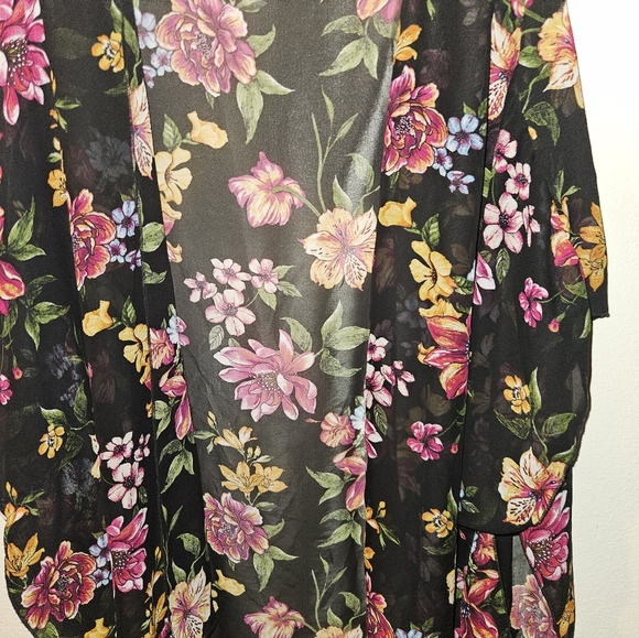 Rue 21 Womans Floral Cardigan - Picture 2 of 11